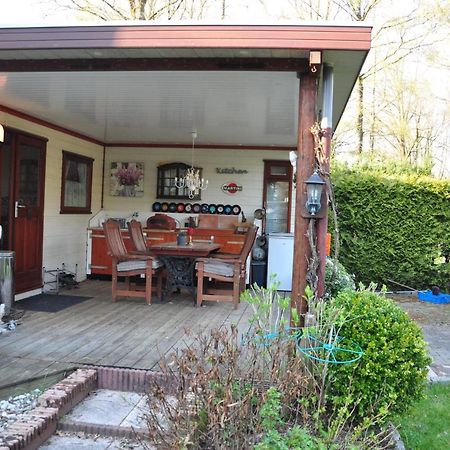 Sfeervol, Ruim En Luxe Chalet In Bosrijke Omgeving Diessen Exterior foto